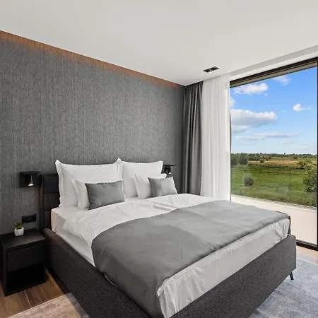 Casa de Férias Lovely In Nova Vas With Sauna Poreč