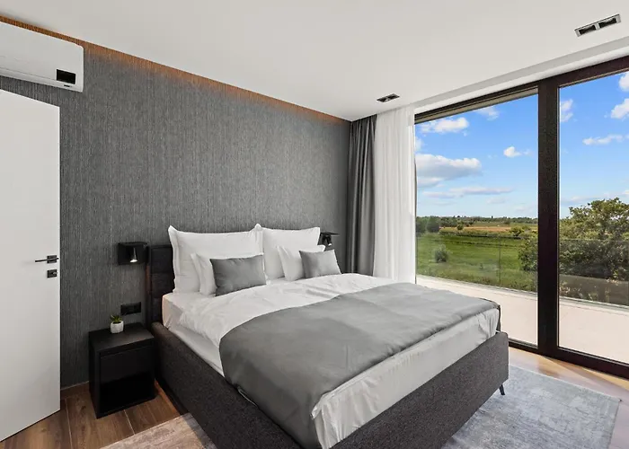 Nyaraló Lovely In Nova Vas With Sauna Poreč