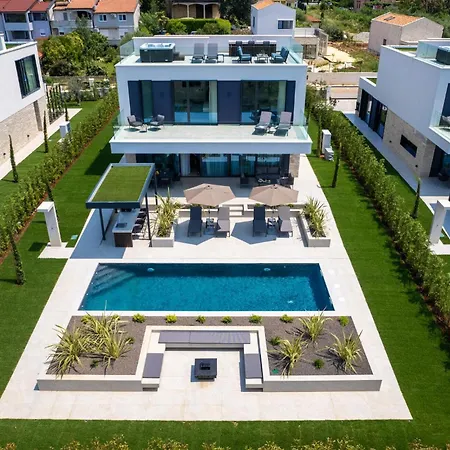 Lovely In Nova Vas With Sauna Porec