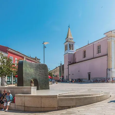 Lovely In Nova Vas With Sauna 펜션 *