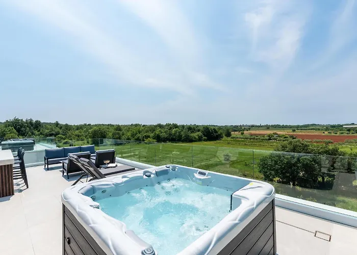 Lovely In Nova Vas With Sauna Будинок відпочинку Пореч