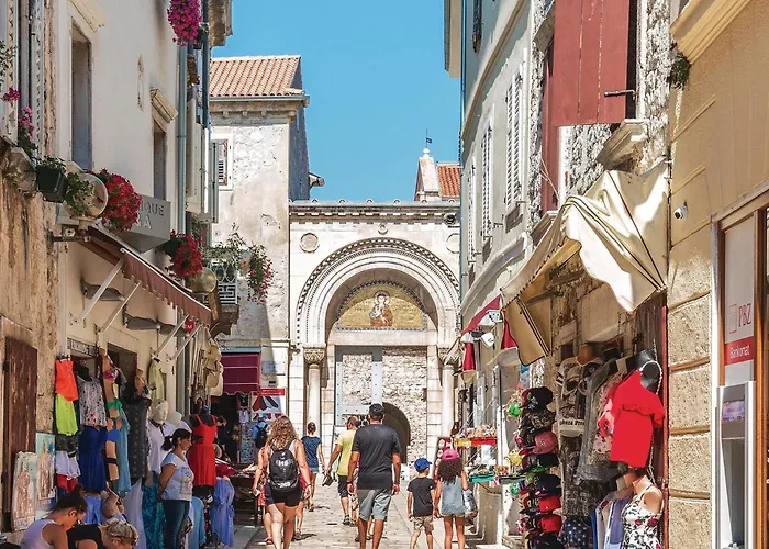 Lovely In Nova Vas With Sauna Poreč